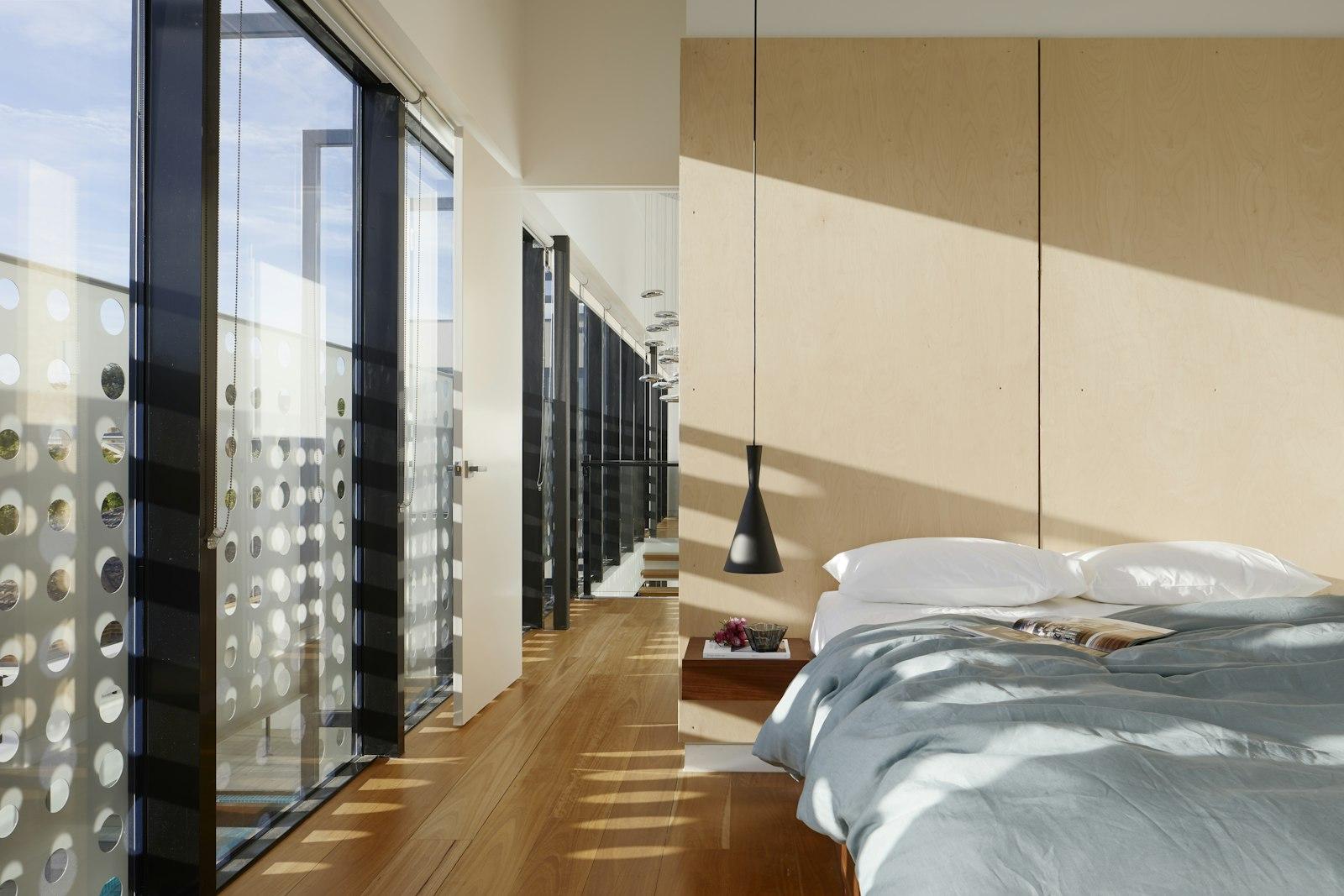 Private residential courtyard and lounge
